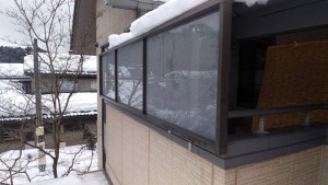 大雪によるバルコニーパネル修繕工事
